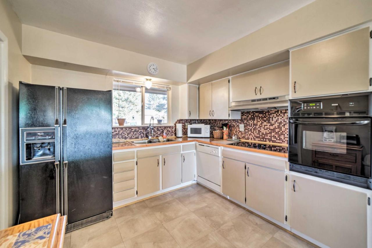 Family-Friendly Cortez Cedar House With Yard! Buitenkant foto